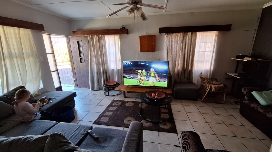 3 Bedroom Property for Sale in Potchefstroom South North West